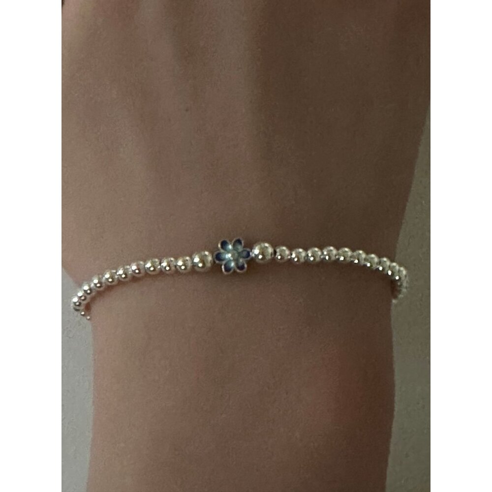 925 Sterling Silver Stretch Stacking Bracelet Blue Flower Charm Minimalist - Picture 3 of 4